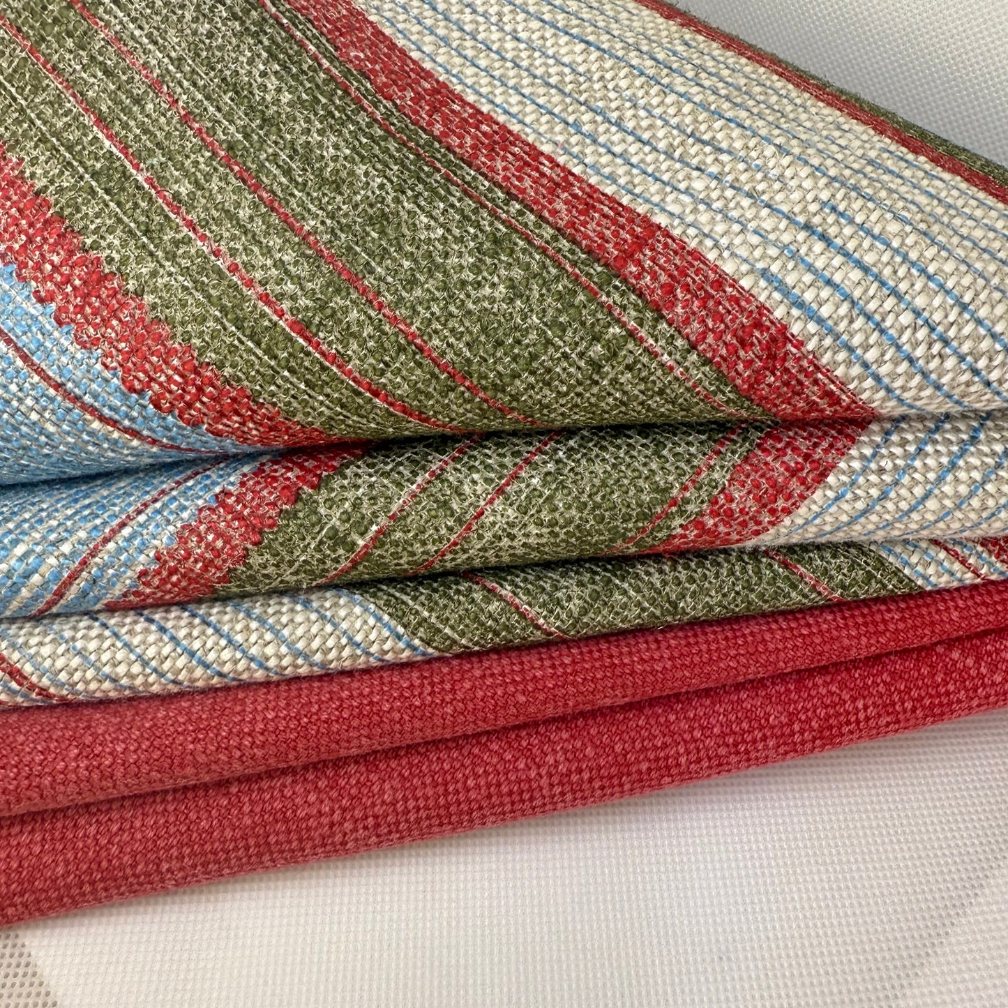 DYI Cushion Cover Set: Fermoie fabric