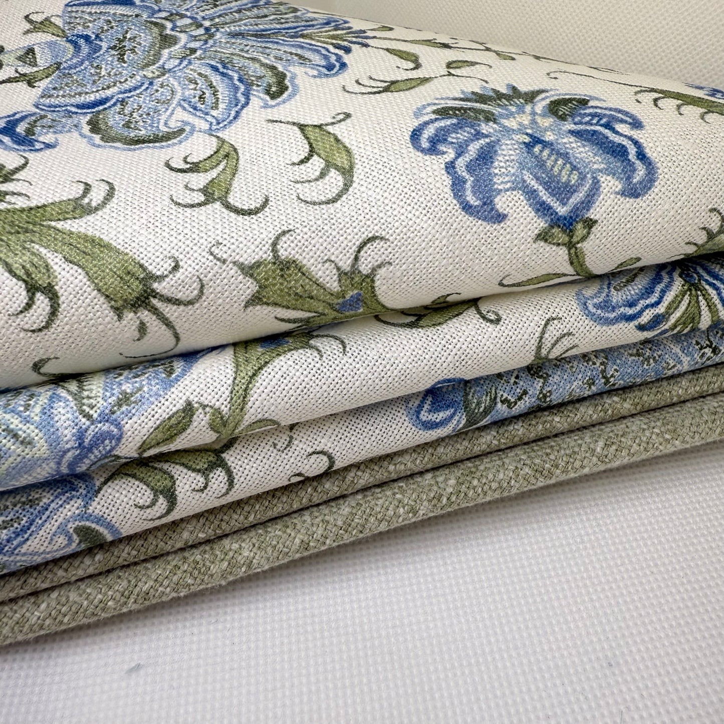 DYI Cushion Cover Set: Random Top Design Fabric