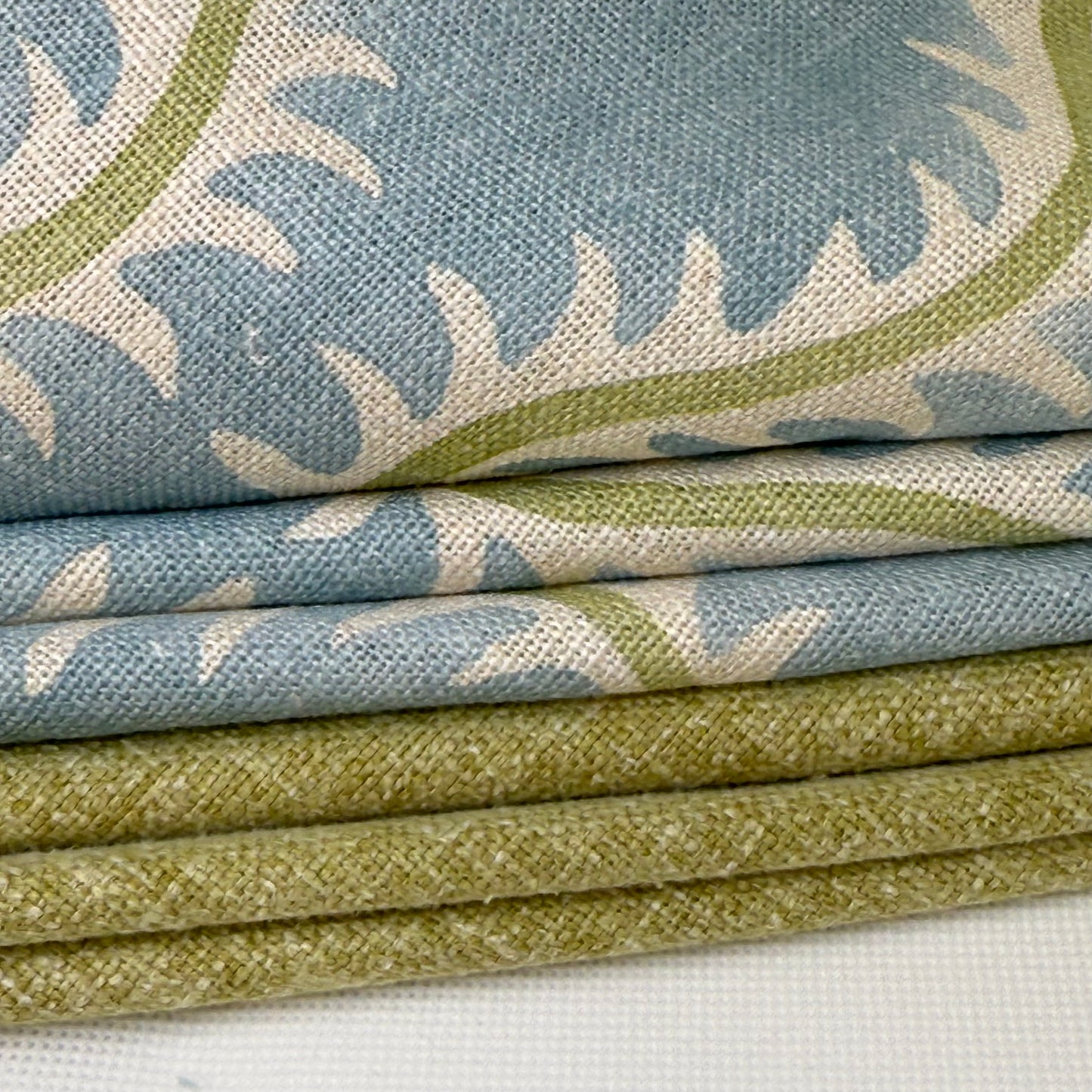 DYI Cushion Cover Set: Random Top Design Fabric