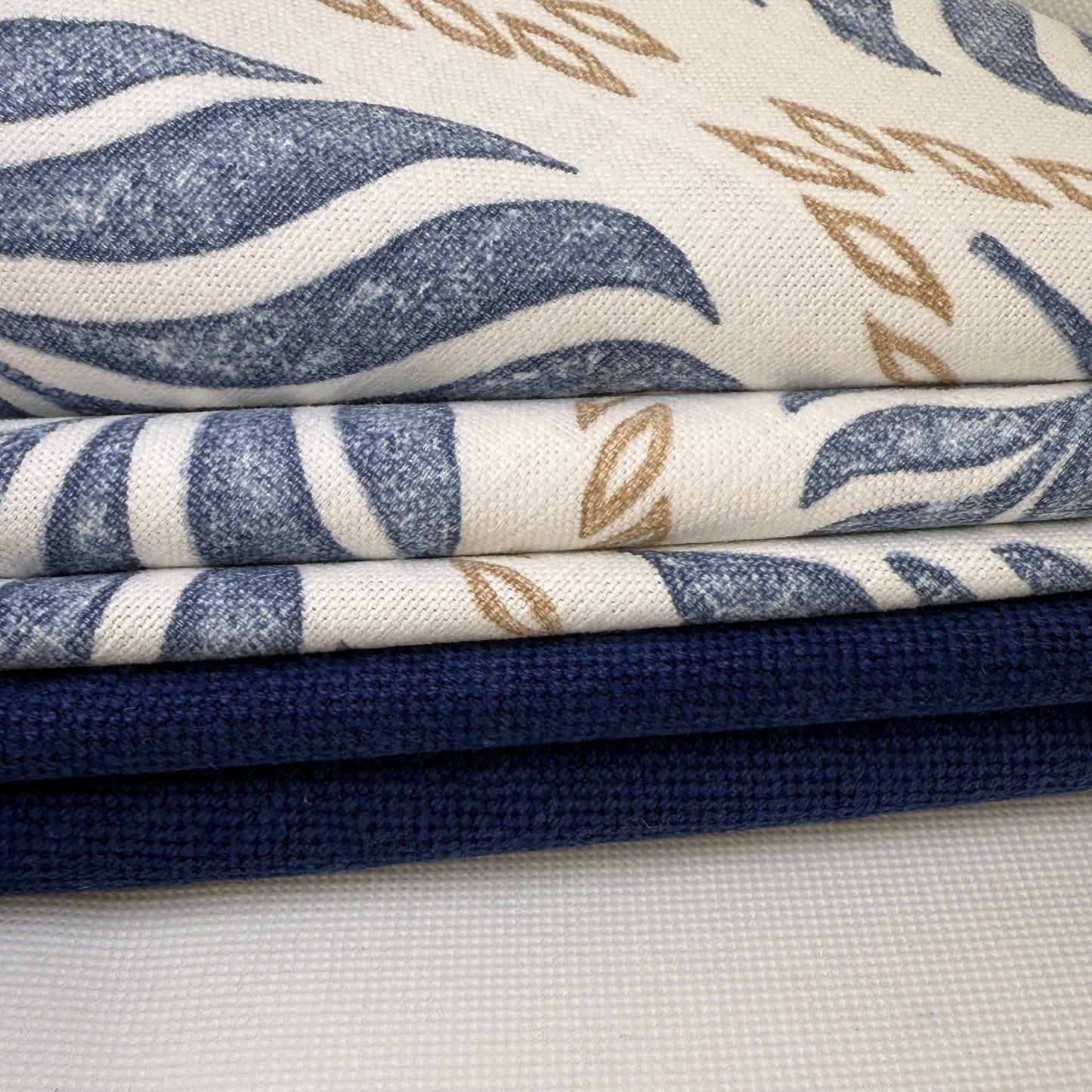 DIY Piped Cushion Cover Set: Colefax&Fowler / Jane Churchill Fabric