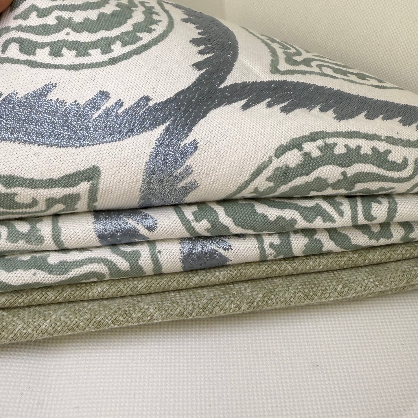 DIY Piped Cushion Cover Set: Colefax&Fowler / Jane Churchill Fabric