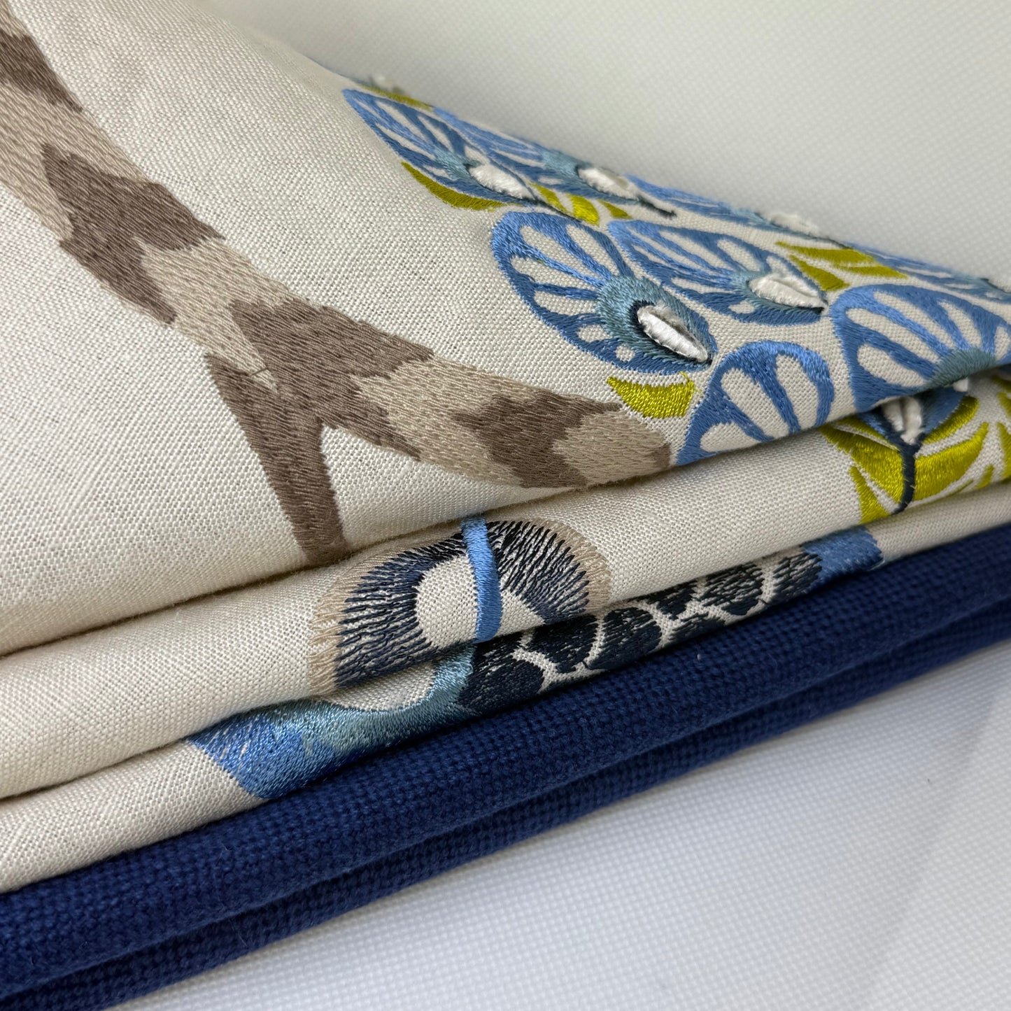 DIY Piped Cushion Cover Set: Colefax&Fowler / Jane Churchill Fabric